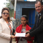 कास्कीमा सेवाग्राहीको घरमै राहदानी पुर्याउन होम डेलिभरी सेवा सुरु