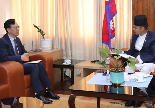 सञ्चारमन्त्री तिमिल्सिनासँग अमेरिकी र कोरियाली राजदूतको छुट्टाछुट्टै भेट, सूचना प्रविधिको विकासका बारेमा छलफल