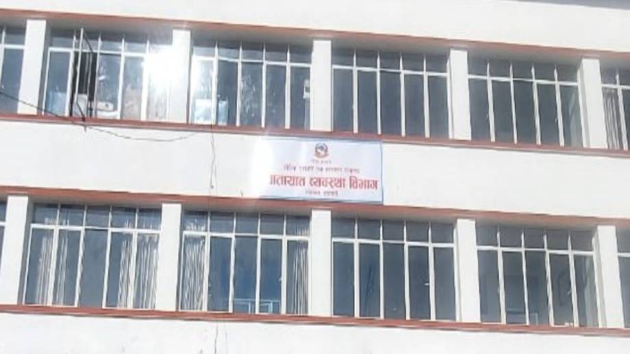 नयाँ सार्वजनिक सवारी साधन दर्ता प्रक्रिया तत्कालका लागि रोक्का, यातायात व्यवस्था विभागले गर्यो सातै प्रदेशलाई आग्रहसहितको परिपत्र