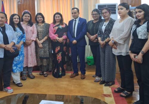 सञ्चारमाध्यम र सामाजिक सञ्जालमा महिलाविरुद्धका द्वेषपूर्ण सामग्री बढ्दै गएको छ: सञ्चारमन्त्री तिमिल्सिना