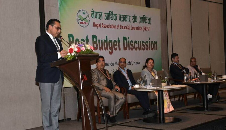 ५० लाखसम्मका गाडीमा मूल्य घट्छ: अर्थमन्त्री डा. वाग्ले