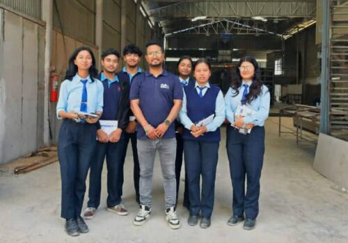 ख्वप इन्जिनियरिङ कलेजका विद्यार्थीहरूद्वारा औद्योगिक सिकाइका लागि नेपाल इको प्यानल भ्रमण
