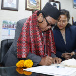 विज्ञानमन्त्री पुनद्वारा पदभार ग्रहण