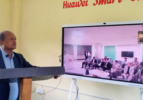 बालकल्याण माविमा ह्वावे स्मार्ट कक्षा हस्तान्तरण