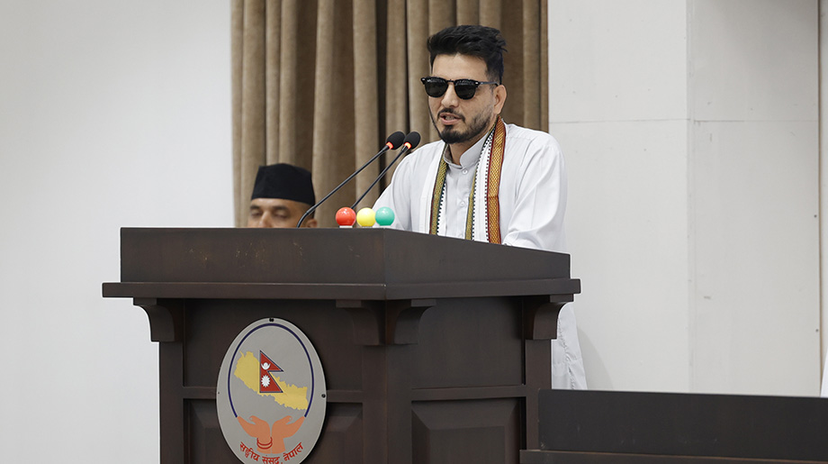 ‘हेलो पूर्वाधार’मा ९० प्रतिशत भुक्तानीको माग गर्दै फोन आउँछः मन्त्री लम्साल