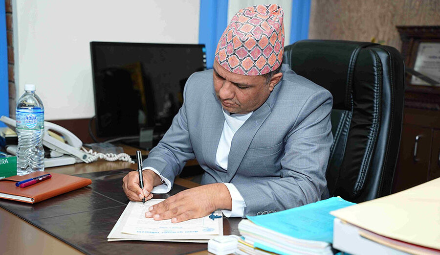 यस्ता छन् दूरसञ्चार क्षेत्रको नियामक निकायमा नियुक्त अध्यक्ष घिमिरेका अगाडि देखिएका चुनौतीका चाङ