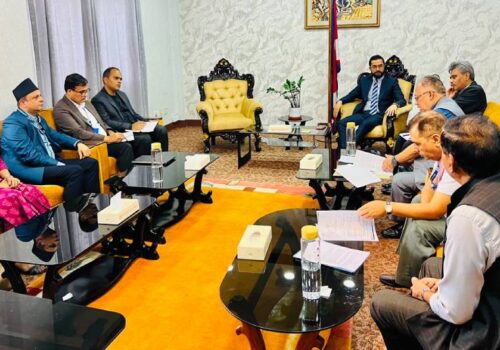 इन्जिनियरिङ शिक्षा तर्फ विद्यार्थीको आकर्षण बढाउन शिक्षामन्त्रीद्वारा सरोकारवालासँग छलफल