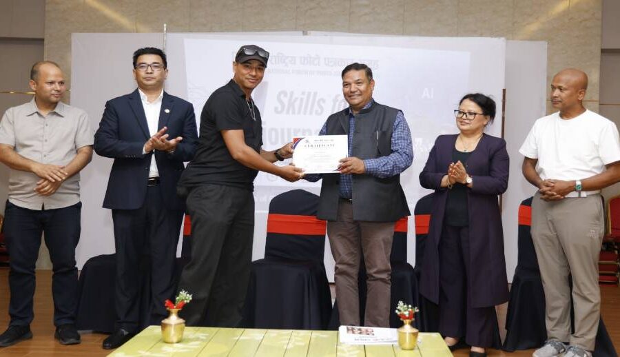 फोटो पत्रकारका लागि कृत्रिम बौद्धिकता सीप कार्यशाला सम्पन्न