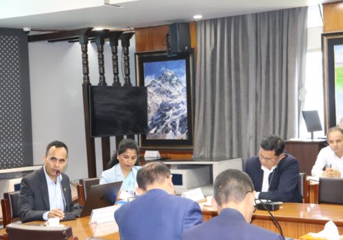 मन्त्रालयबाटै निर्णय हुनसक्ने फाइल एकै दिनमा टुङ्ग्याउन सञ्चारमन्त्रीको निर्देशन, अन्तरनिकाय समन्वयको फाइल पाँच दिनभित्र
