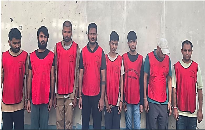 अनलाइन जुवा तथा सट्टेबाजी सञ्चालन गर्ने ८ जना पक्राउ