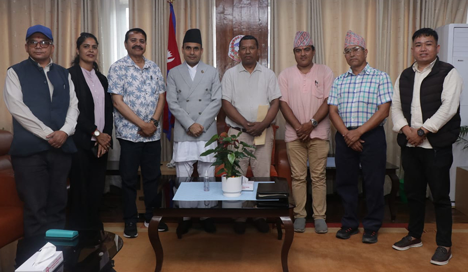 सूचनाको हक मन्त्रालयको उच्च प्राथमिकतामा : सञ्चारमन्त्री डा तिमिल्सिना