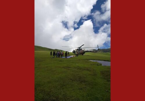 बडीमालिकामा टेलिफोन र इन्टरनेट विस्तारका लागि हेलिकप्टरमार्फत् पुर्याइयो नेपाल टेलिकमको सञ्चार उपकरण
