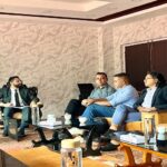 सूचना प्रवाहलाई प्रभावकारी बनाउँदै सरकार र सञ्चारमाध्यमबीचको सम्बन्ध थप सुमधुर बनाउनुपर्छ: शिक्षामन्त्री पोखरेल