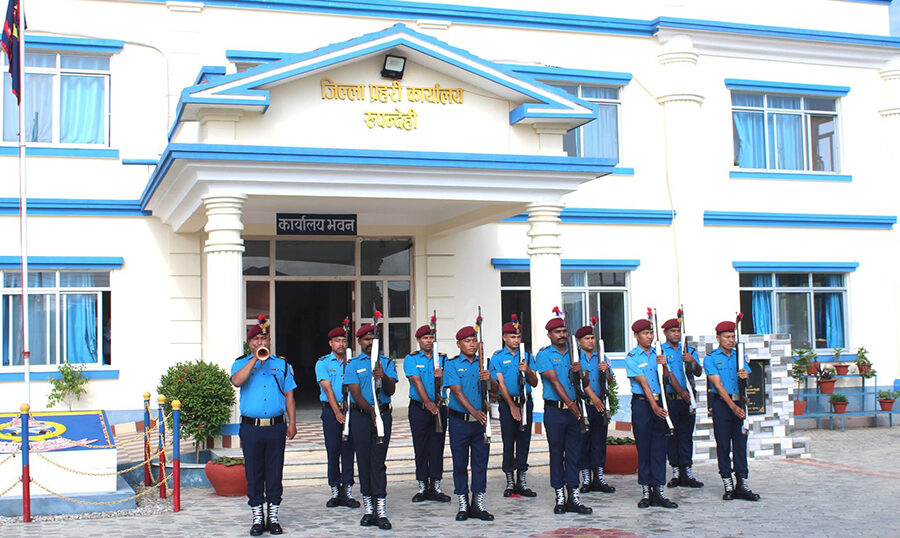 भन्सार छलीका रु नौ लाखभन्दा बढीका मोबाइल पार्टपुर्जा बरामद