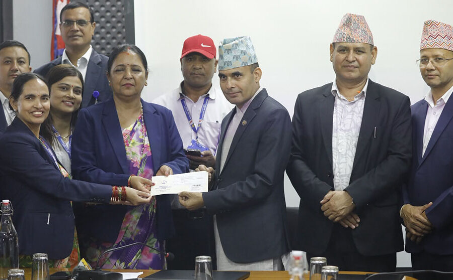 नागरिकले चाहेकै स्थानमा टेलिकमको सिमकार्ड पाइने, अनलाइन फारम भरेपछि हुलाकले घरघरमै पुर्‍याइदिने